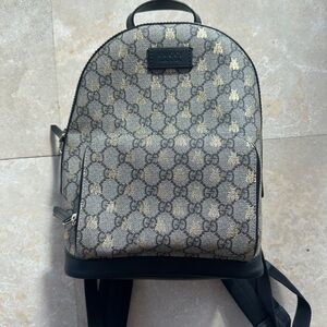 Gucci Supreme GG Bee Women’s   Backpack